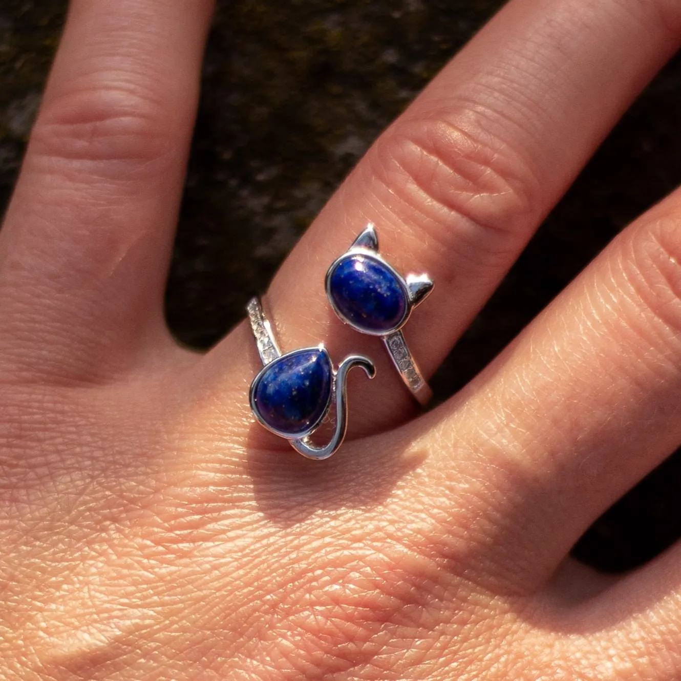 Adjustable "Cat" Ring in Lapis Lazuli