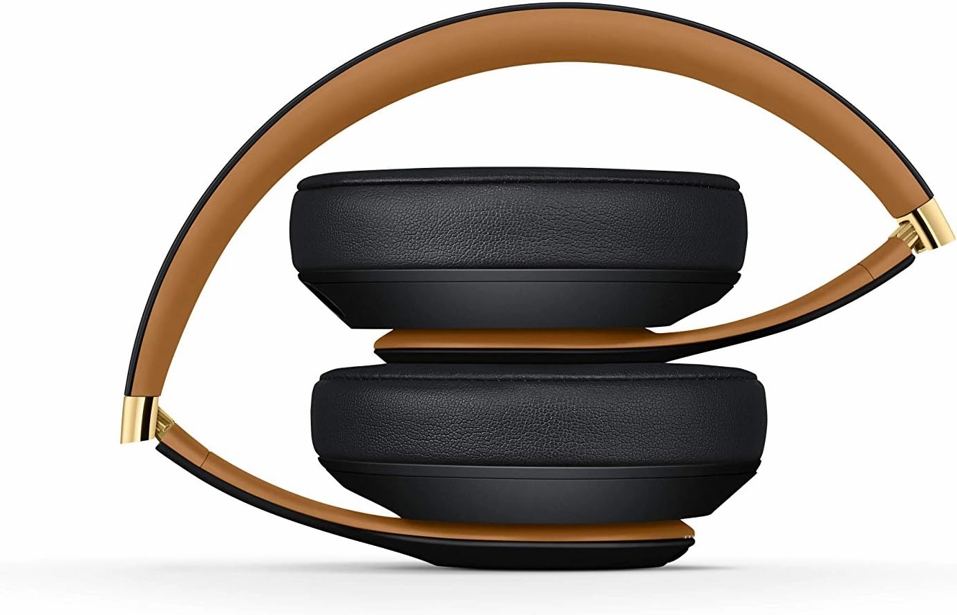 Beats Studio3 Wireless Over-Ear Headphones The beats Skyline Collection - Midnight Black (Renewed)