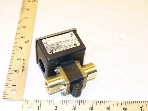 CONTROLS DELTA PRO DIFFERENTIAL PRESSURE SWITCH 24-013 104521
