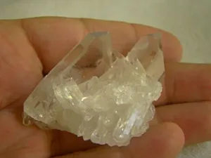 Flo9019 Clear Quartz Mini Cluster Penetrators