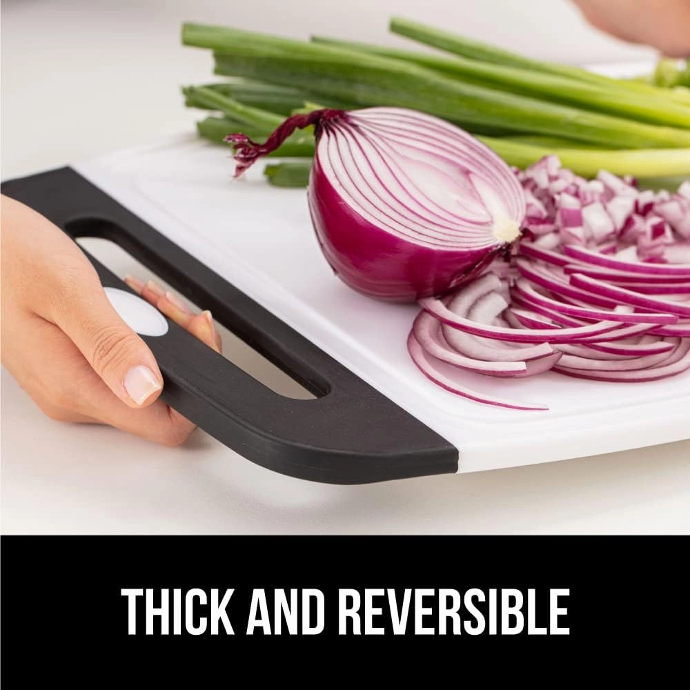 GORILLA GRIP 100% BPA-Free Reversible Kitchen Cutting Board Set of 3, Nonporous, Juice Grooves to Catch Liquid, Slip Resistant Handle Border, Dishwasher Safe, Durable Large Food Chopping Boards, Black