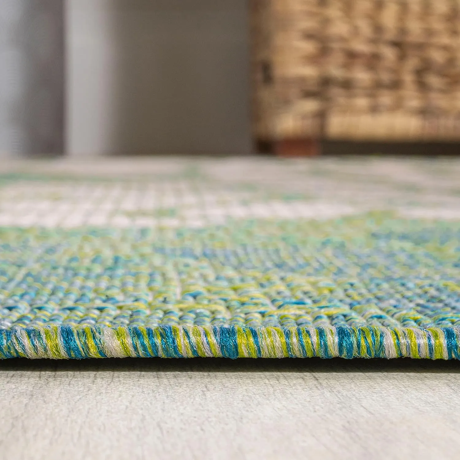 JONATHAN Y SMB110D-210 Zinnia Modern Floral Textured Weave Indoor Outdoor Runner Rug, Bohemian, Coastal, Mediterranean Easy-Cleaning,Bedroom,Kitchen,Backyard,Patio,Non Shedding, Cream/Green, 2 X 10