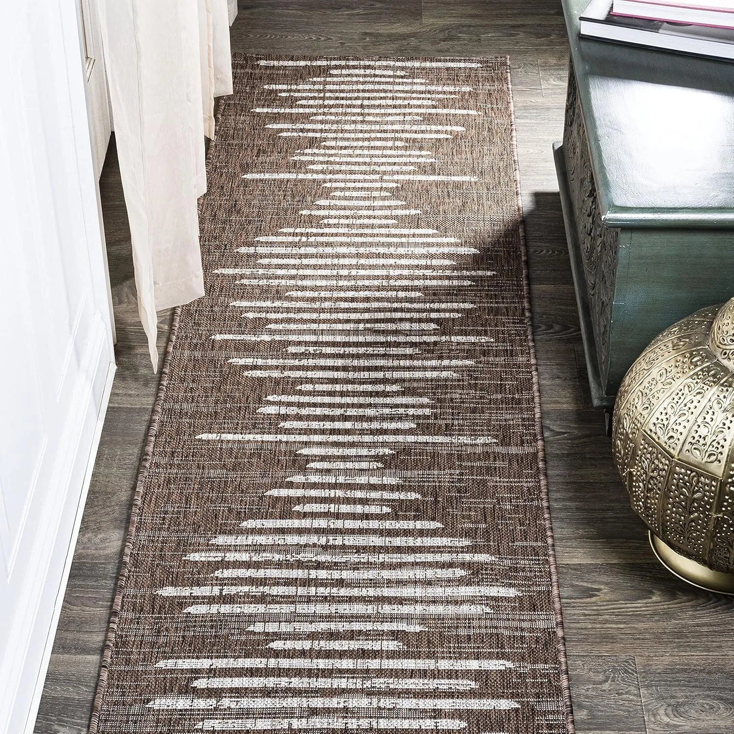 JONATHAN Y SMB124B-28 Zolak Berber Stripe Geometric Indoor Outdoor Runner Rug Bohemian Contemporary Easy Cleaning Bedroom Kitchen Backyard Patio Non Shedding, 2 X 8, Brown/Beige