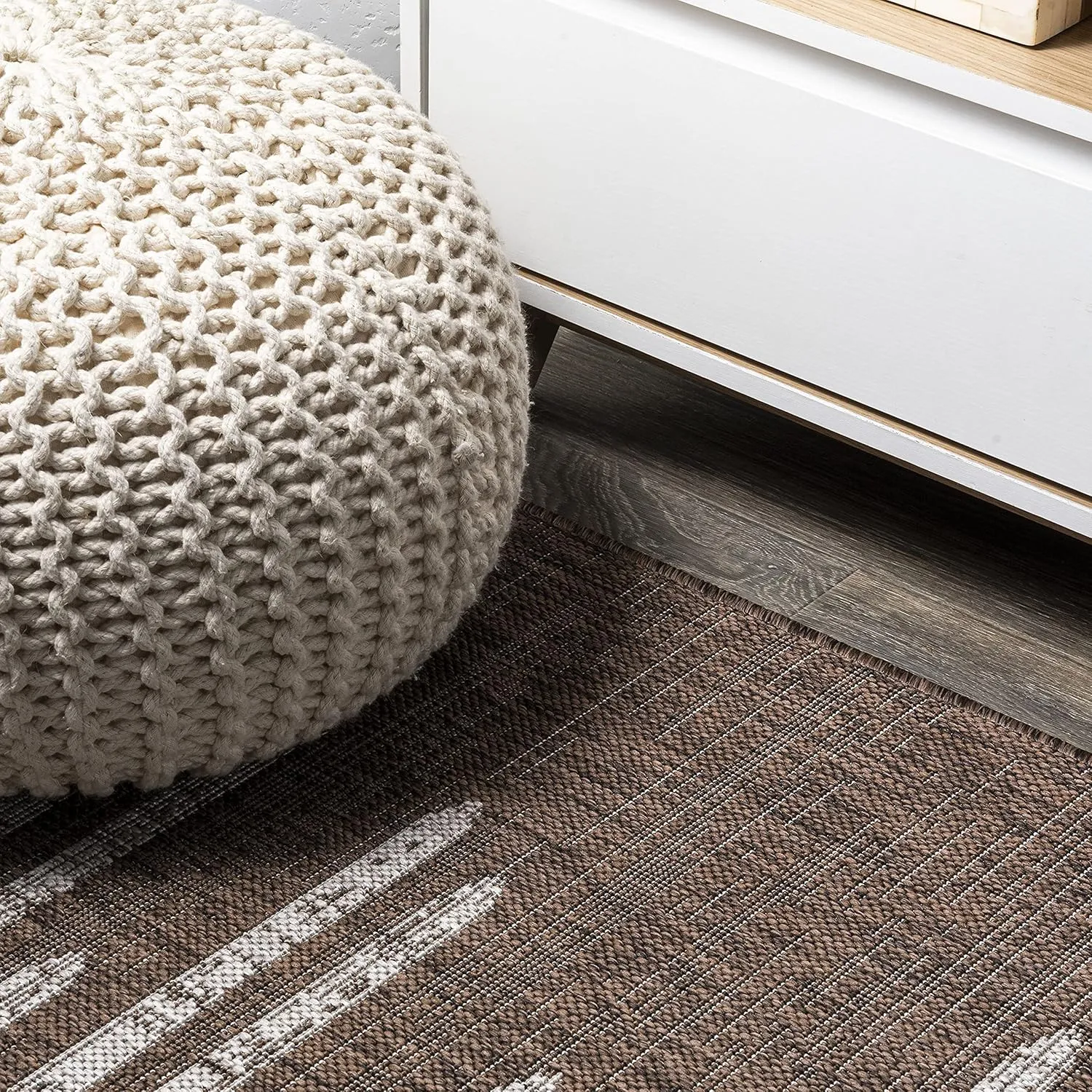 JONATHAN Y SMB124B-28 Zolak Berber Stripe Geometric Indoor Outdoor Runner Rug Bohemian Contemporary Easy Cleaning Bedroom Kitchen Backyard Patio Non Shedding, 2 X 8, Brown/Beige