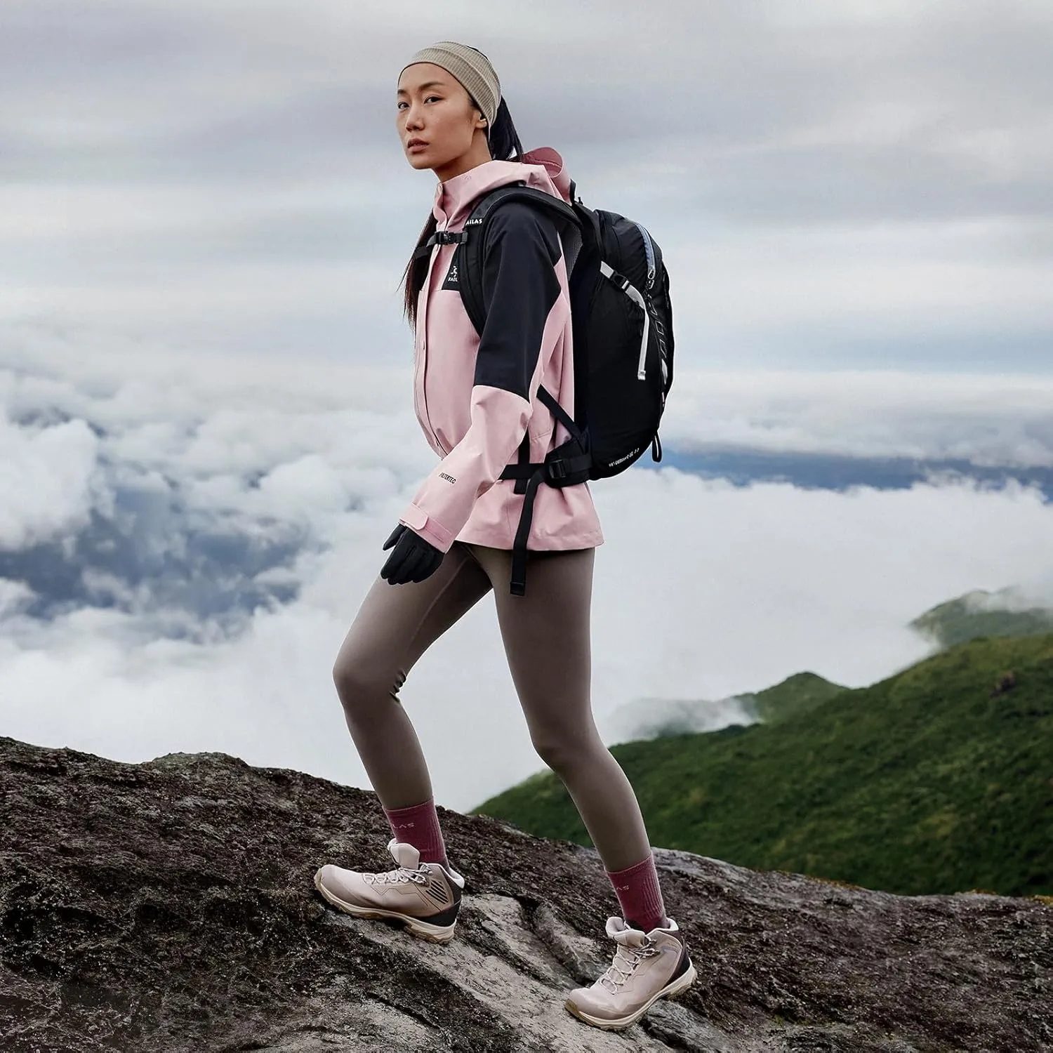 KAILAS Women's Hiking Shell Jacket Lightweight Waterproof Hooded Running Jacket Rain Jacket Outdoor Raincoat