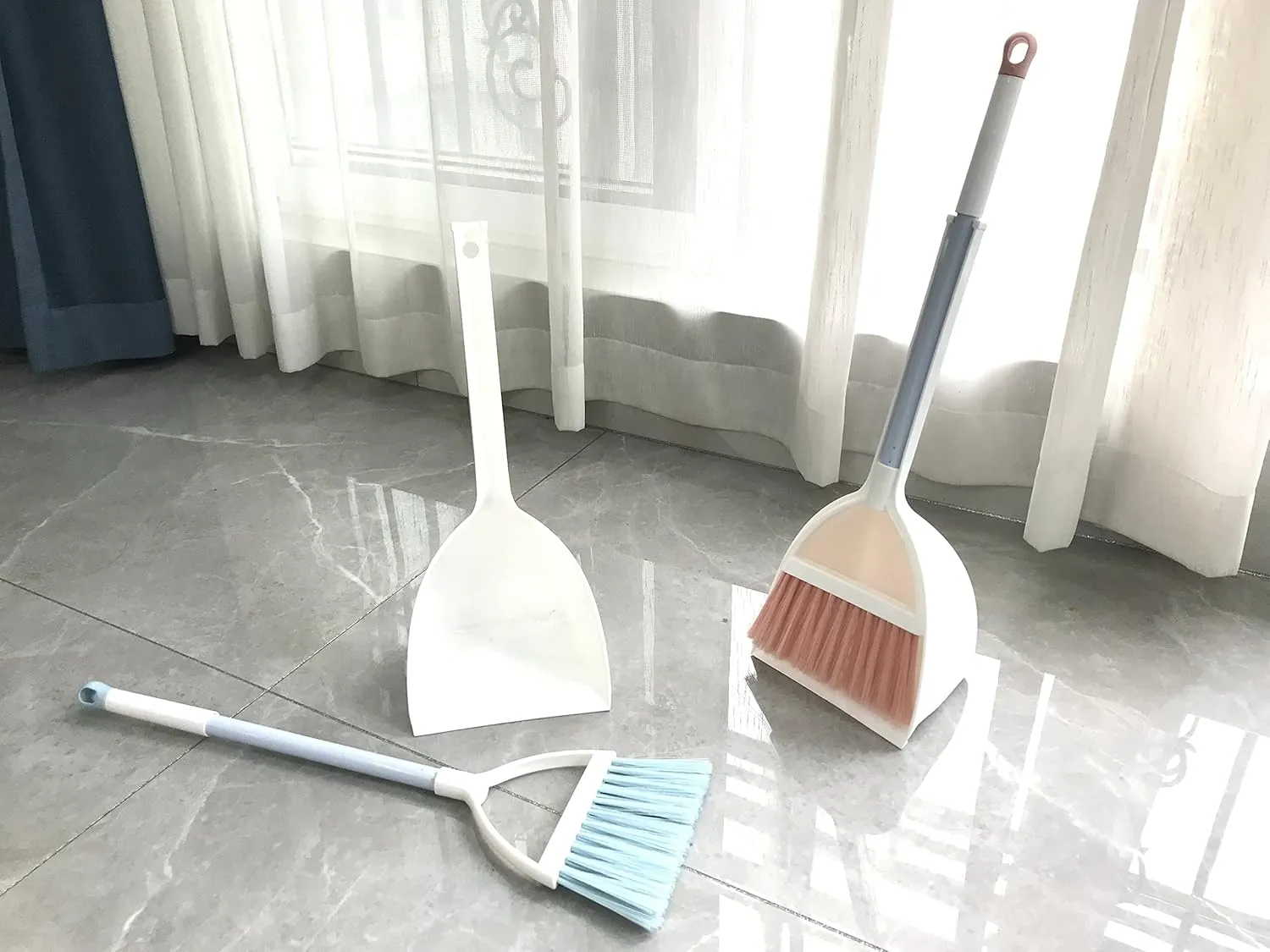 Kids Broom and Dustpan Set-Mini Dustpan and Broom for Children Housekeeping Pretend Play Cleaning Tools Set (Pink)