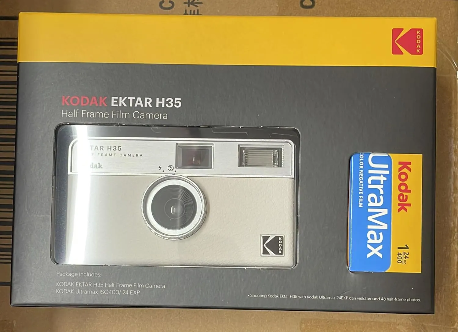 KODAK EKTAR H35 Half Frame 35mm Camera, Reusable, Focus-Free, Lightweight, Easy to Use (Film and AAA Battery Not Included) (White Pack with 24-Exposure Film)