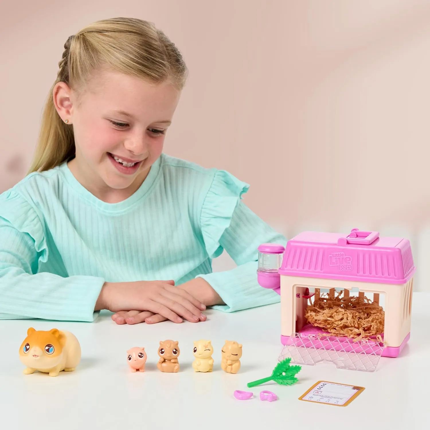 Little Live Pets Mama Surprise Minis Hamster, Care for Mama to Reveal 2-4 Mini Babies