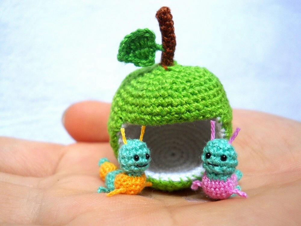 Miniature Worms and Apple,  Micro Crochet Valentine Worm Couple - Made To Order