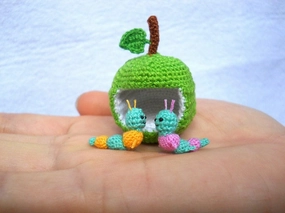 Miniature Worms and Apple,  Micro Crochet Valentine Worm Couple - Made To Order