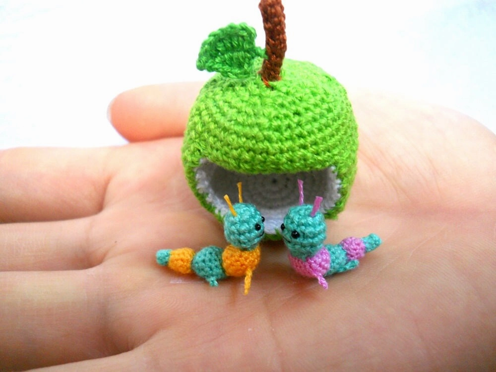 Miniature Worms and Apple,  Micro Crochet Valentine Worm Couple - Made To Order