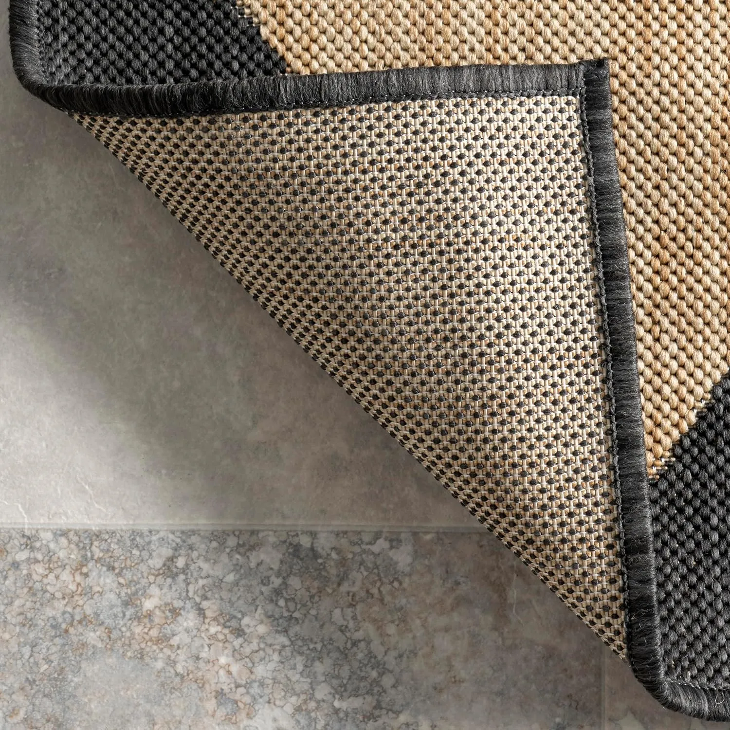 nuLOOM 4' x 6' Outdoor Performance Area Rug, Stain Resistant, Weather Resistant, High Traffic, Patio, Balcony, Outside, Sabina Dark Grey