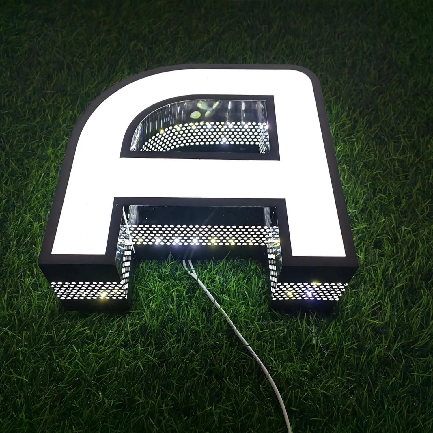 Outdoor Large Lighted Letter 10 to 20 Inch Tall Channel Letters Stainless Steel Lighted Business Signs for Storefront Branding Signage (1 letters)