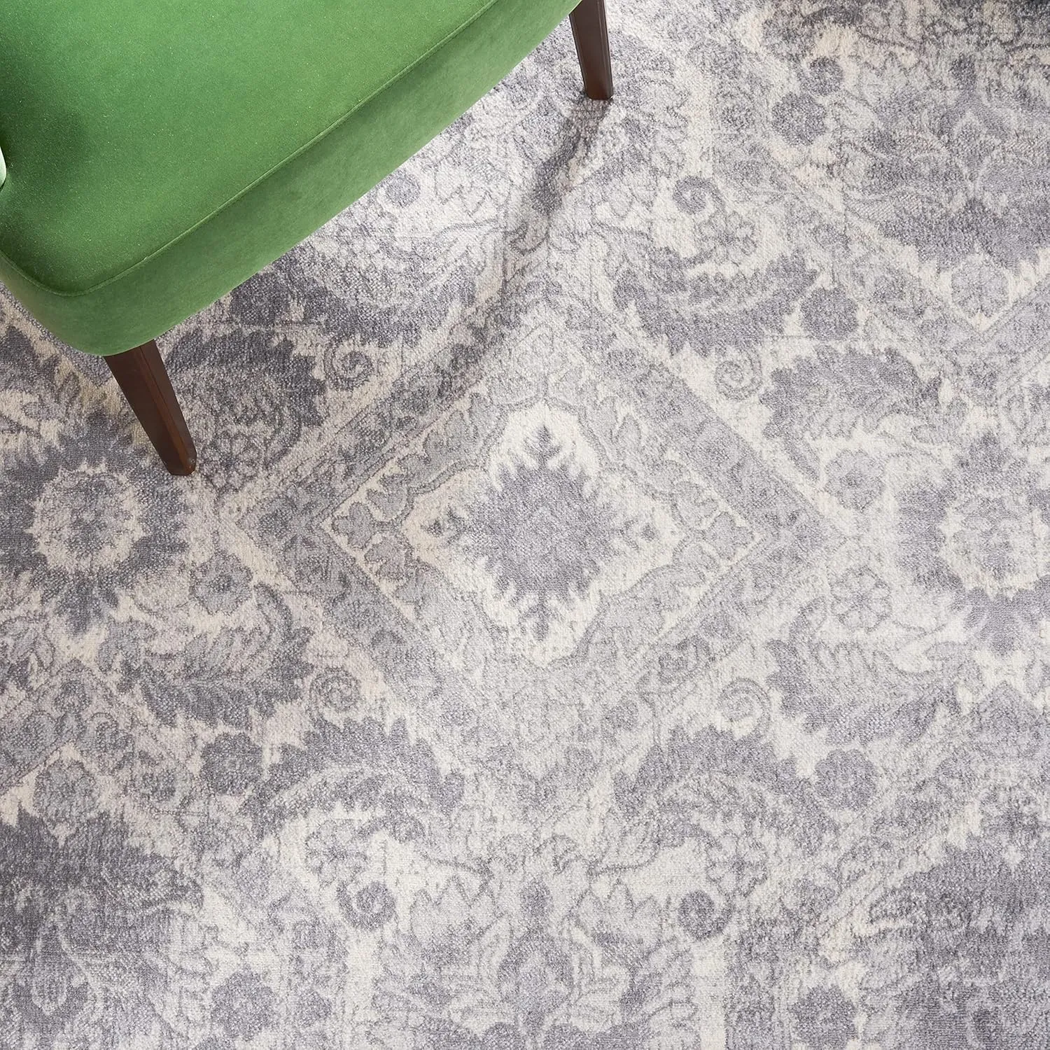 Safavieh Area Rug 8x10 - Brentwood Collection - Large - Grey & Light Grey, Diamond Damask Design, Non-Shedding & Easy Cleaning, Ideal for Living Room, Bedroom, Office, Dining Space (BNT827F)