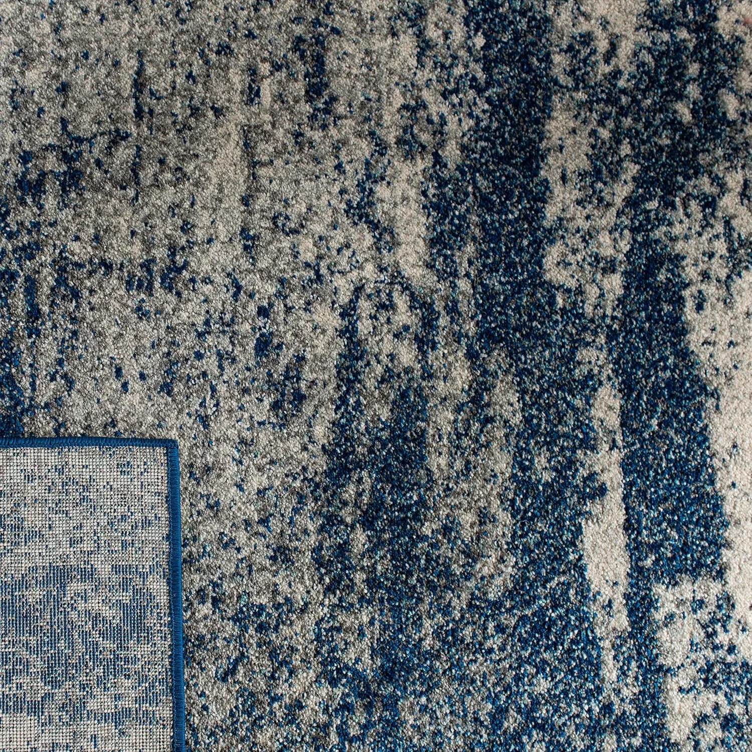 SAFAVIEH Area Rug 8x10 - Evoke Collection - Large - Navy & Ivory, Modern Abstract Design, Non-Shedding & Easy Cleaning, Ideal for Living Room, Bedroom, Office, Dining Space (EVK272A)