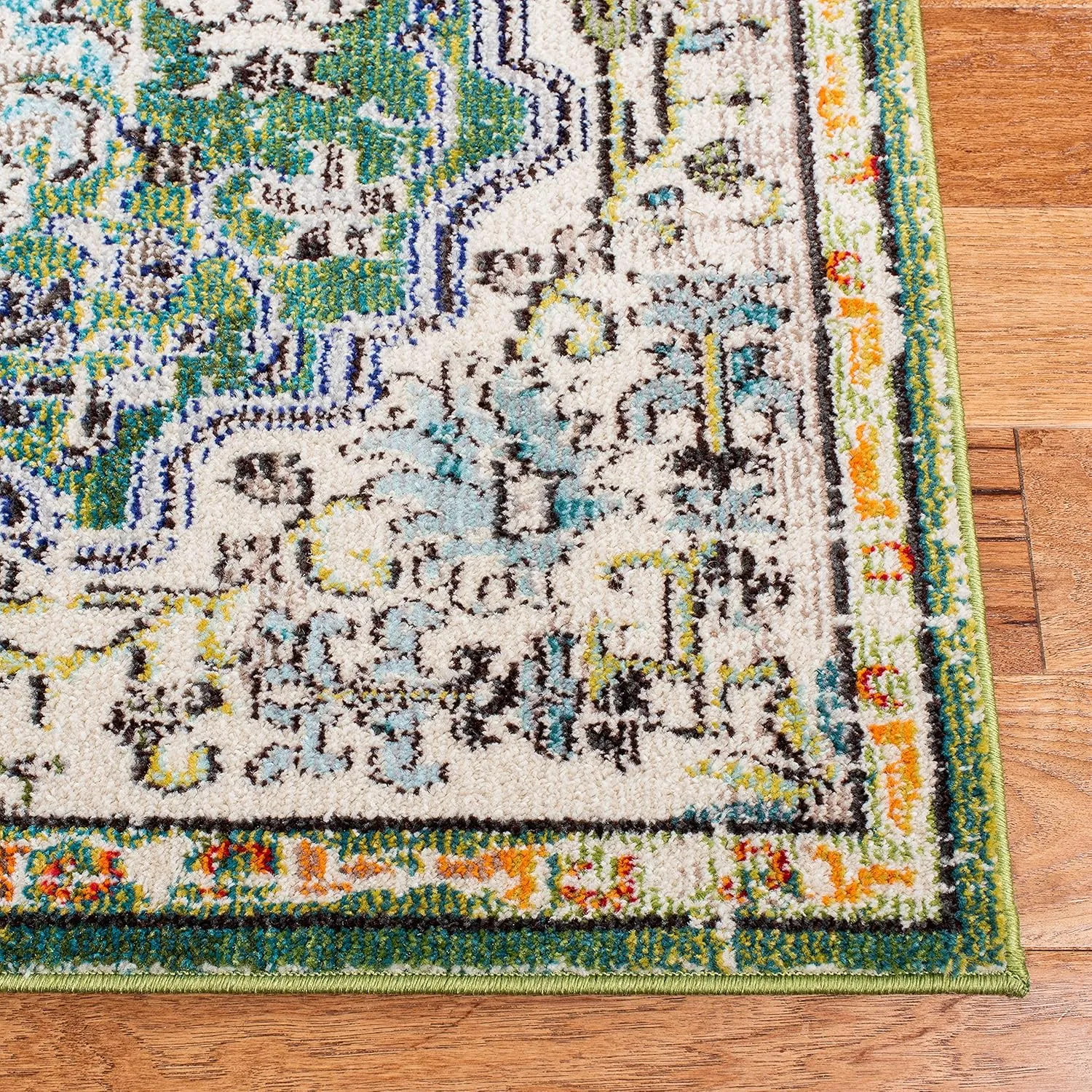 SAFAVIEH Area Rug 8x10 - Madison Collection - Large - Green & Turquoise, Boho Chic Medallion Distressed Design, Non-Shedding & Easy Cleaning, Ideal for Living Room, Bedroom, Dining Space (MAD447Y)