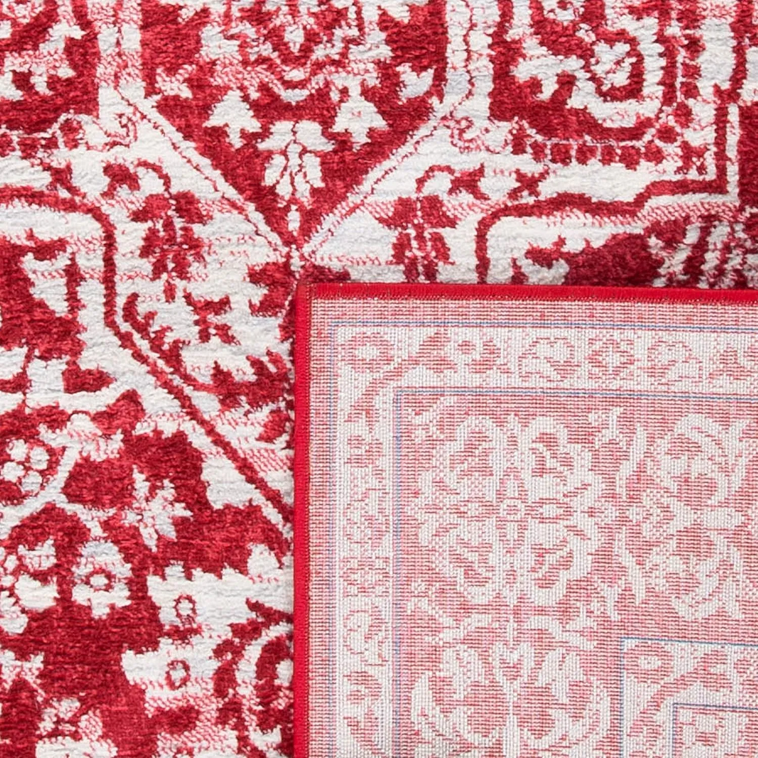 SAFAVIEH Brentwood Collection 8' x 10' Red / Ivory BNT832Q Medallion Distressed Non-Shedding Living Room Bedroom Dining Home Office Area Rug