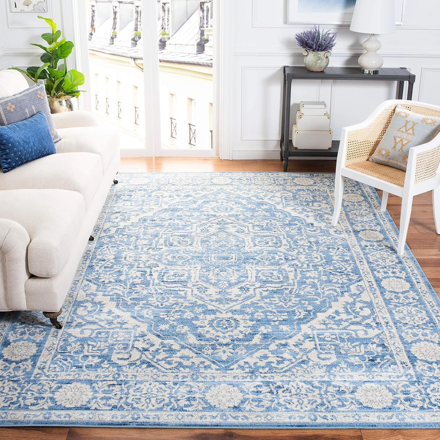 SAFAVIEH Brentwood Collection Area Rug - 12' x 18', Ivory & Navy, Oriental Design, Stain Resistant, Ideal for High Traffic Areas in Living Room, Bedroom & Dining Room (BNT832A-1218)