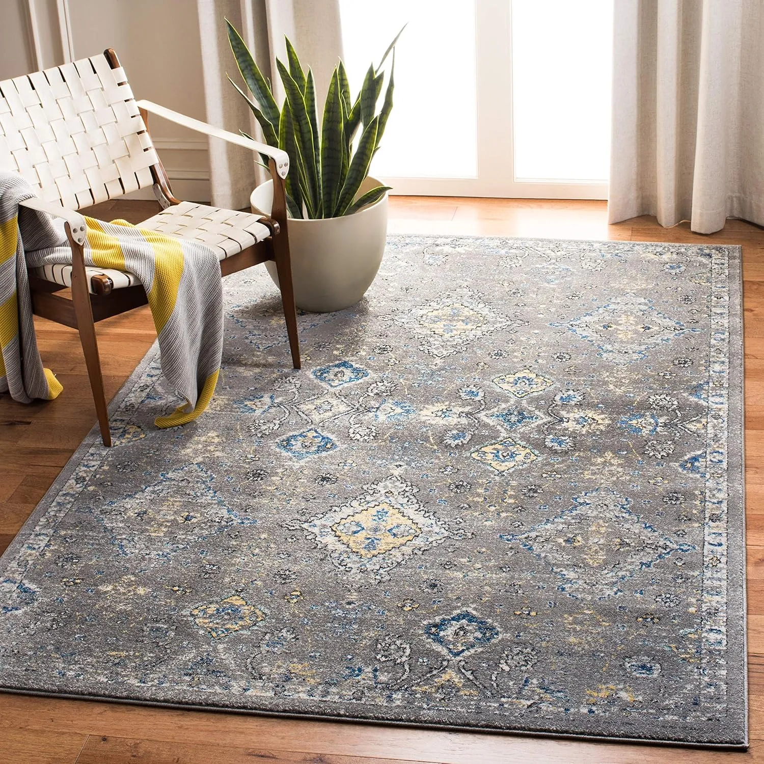 SAFAVIEH Evoke Collection 6'7" x 9' Dark Grey / Yellow EVK224G Boho Oriental Non-Shedding Living Room Bedroom Dining Home Office Area Rug