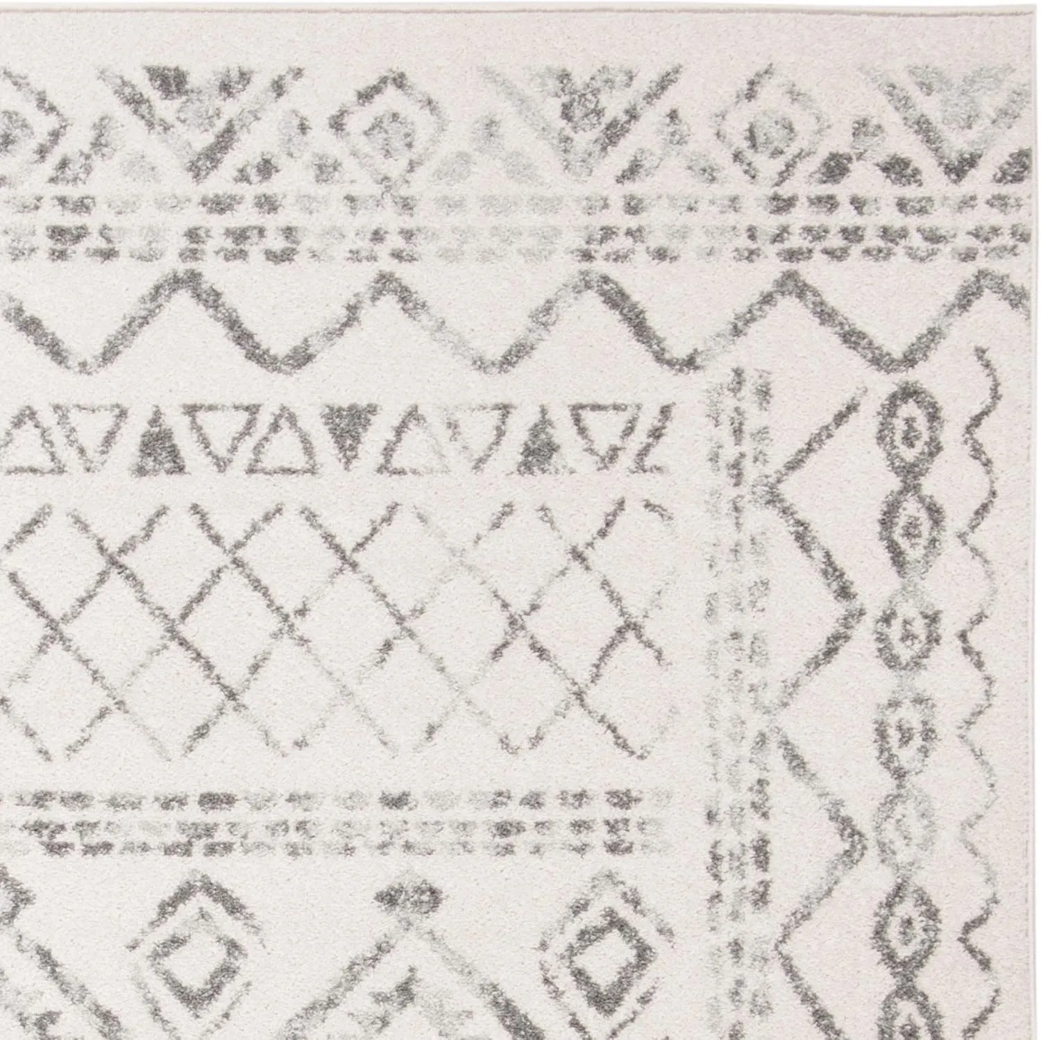 SAFAVIEH Tulum Collection Runner Rug - 2' x 7', Ivory & Grey, Moroccan Boho Distressed Design, Non-Shedding & Easy Care, Ideal for High Traffic Areas in Living Room, Bedroom (TUL268A)
