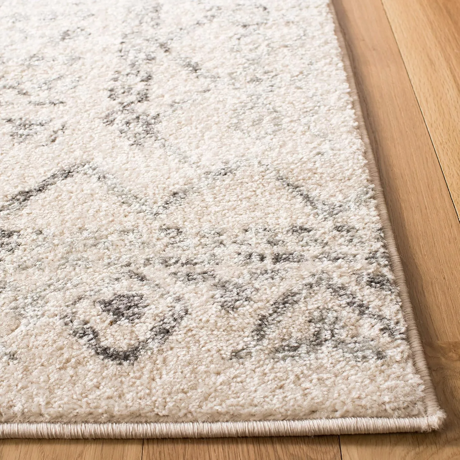 SAFAVIEH Tulum Collection Runner Rug - 2' x 7', Ivory & Grey, Moroccan Boho Distressed Design, Non-Shedding & Easy Care, Ideal for High Traffic Areas in Living Room, Bedroom (TUL268A)