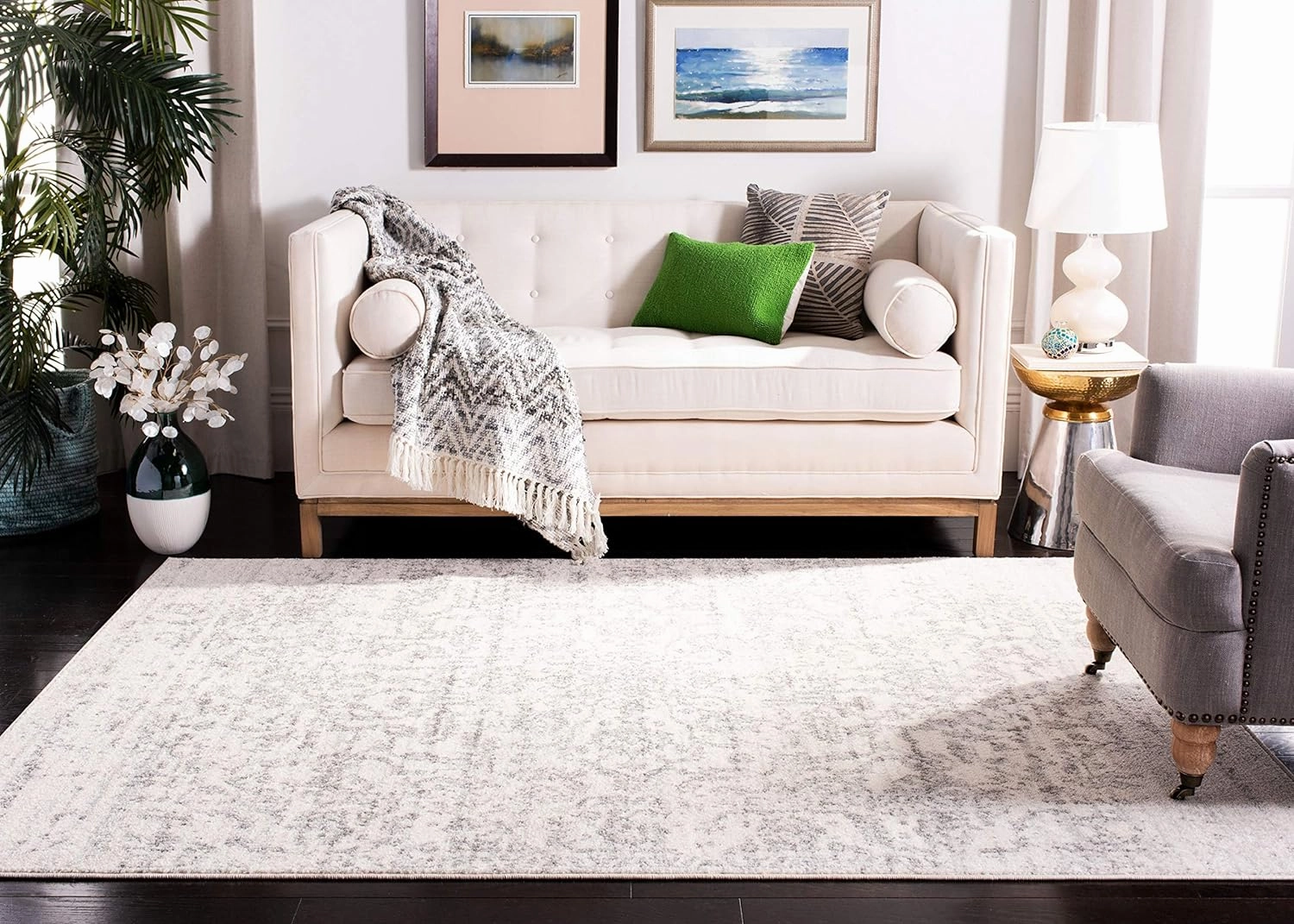 SAFAVIEH Area Rug 8x10 - Madison Collection - Large - Silver & Ivory, Snowflake Medallion Distressed Design, Non-Shedding & Easy Cleaning, Ideal for Living Room, Bedroom, Office, Dining (MAD603G)