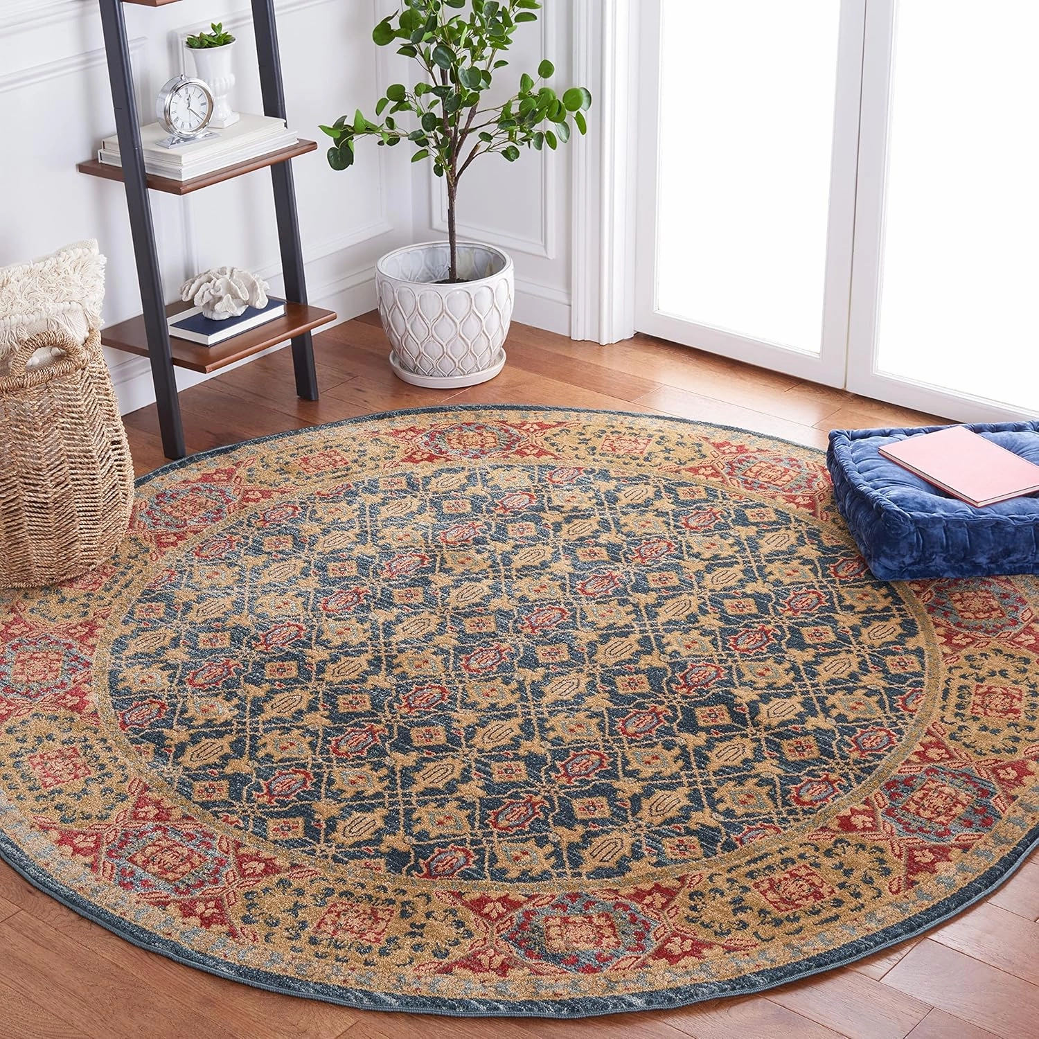 SAFAVIEH Mahal Collection Area Rug - 8' x 10', Light Blue & Red, Traditional Oriental Design, Non-Shedding & Easy Care, Ideal for High Traffic Areas in Living Room, Bedroom (MAH623K)