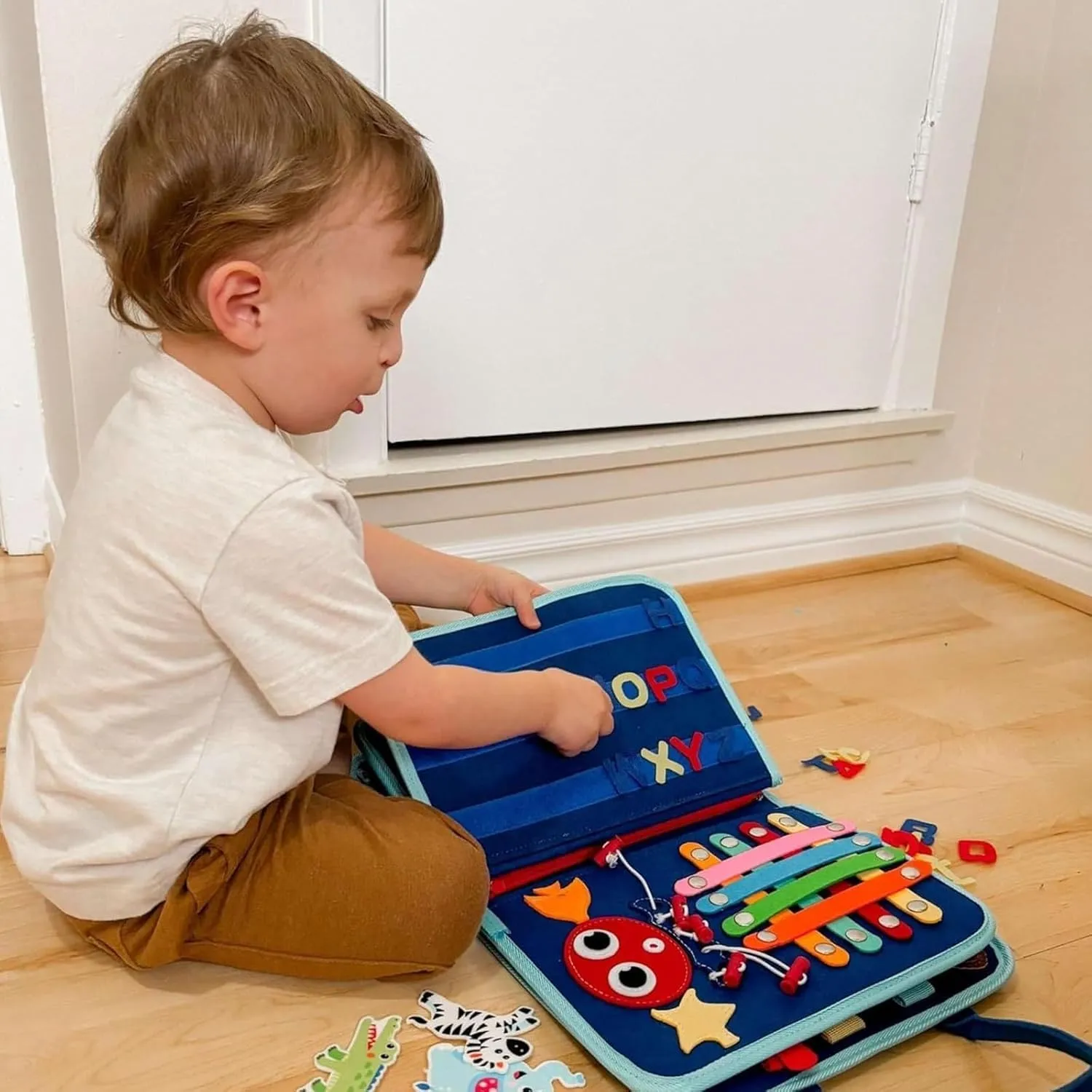 Tibatoes Busy Board, Tibatoes Toddler Montessori Busy Board, Suitable for Long Car Rides and Summer Trips for Boys and Girls (E)