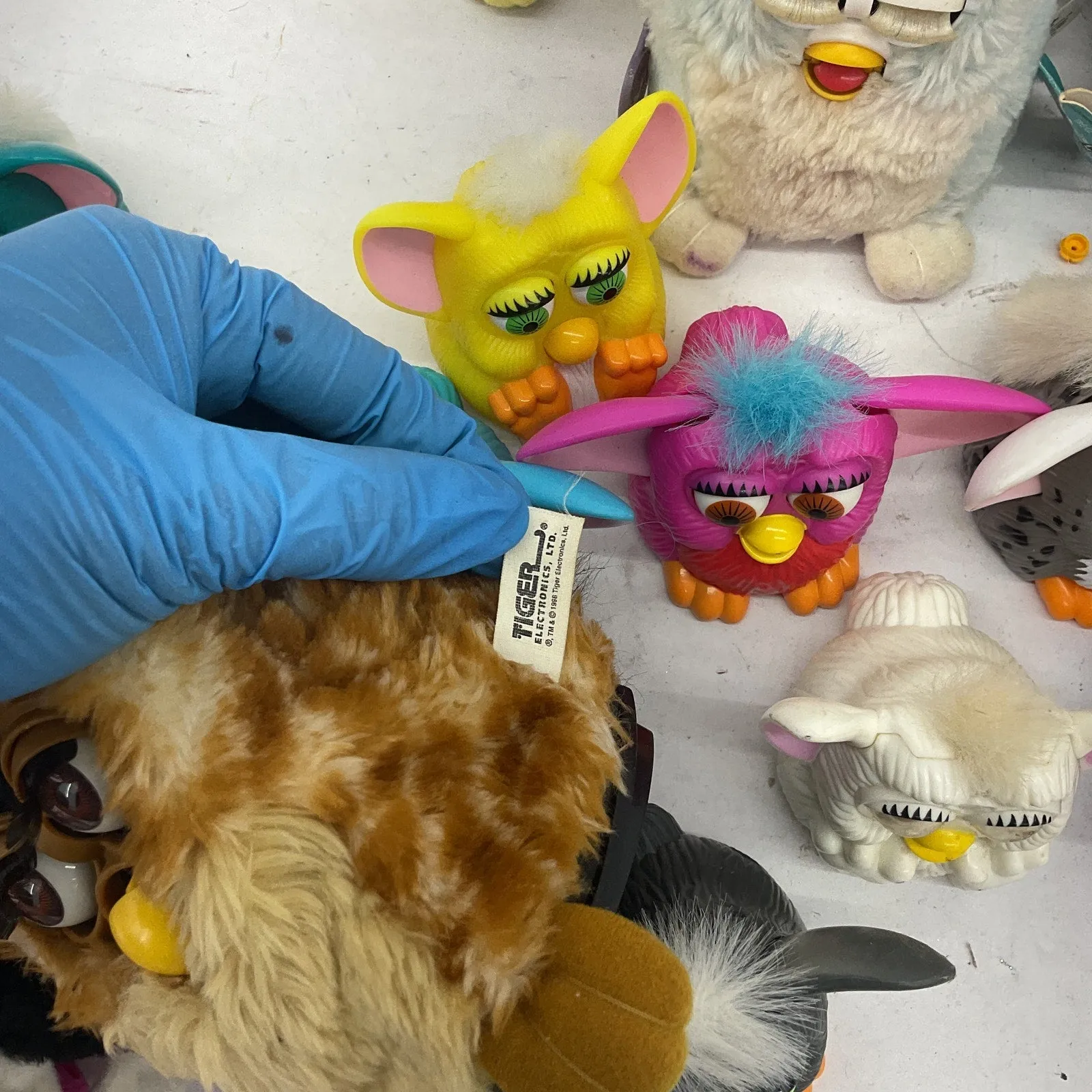 Vintage & Modern Preowned LOT Furby Furbies Interactive Toys Figures Mini Plush