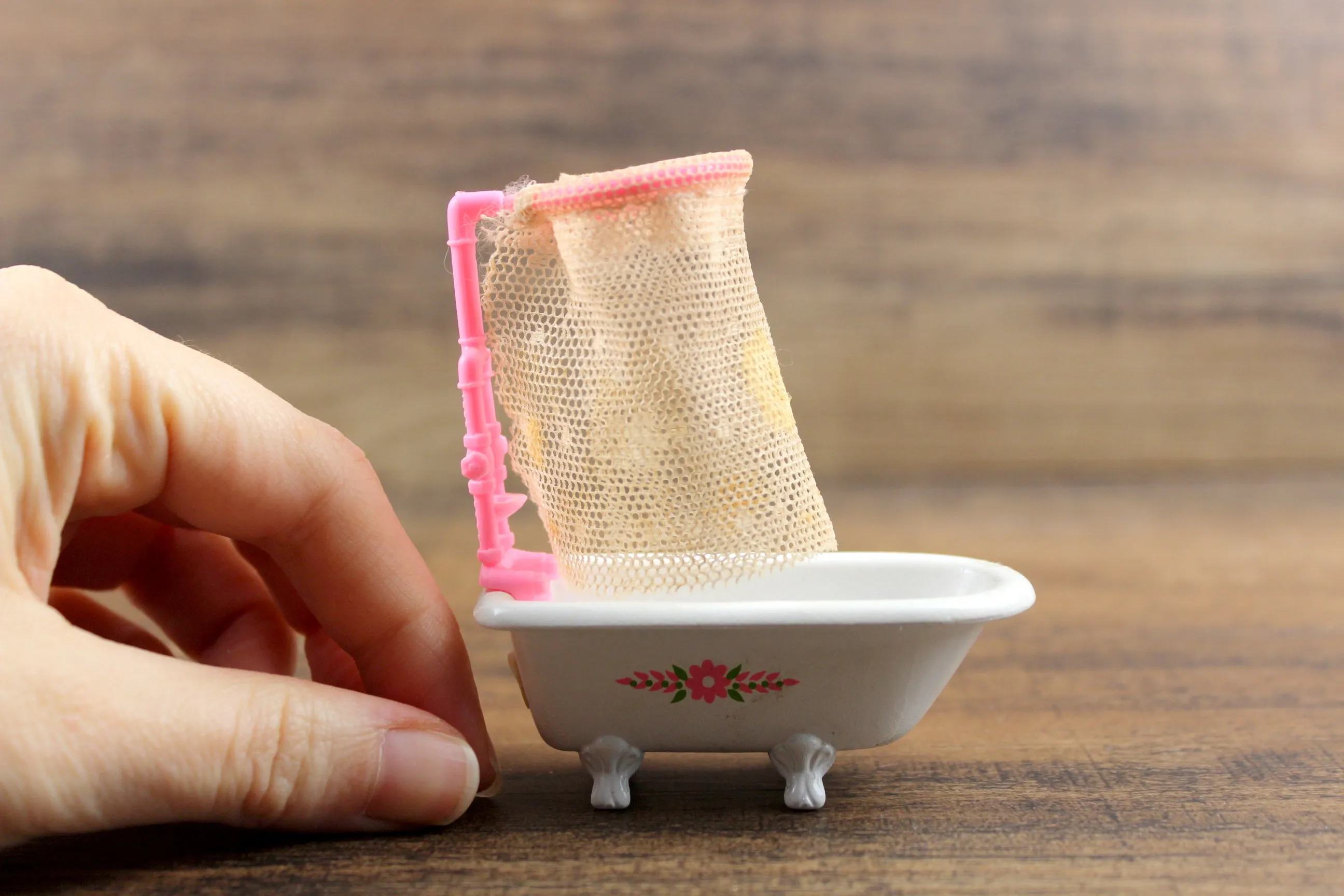 Vintage Half Scale 1:24 Miniature Dollhouse Mattel The Littles Collection Bathtub