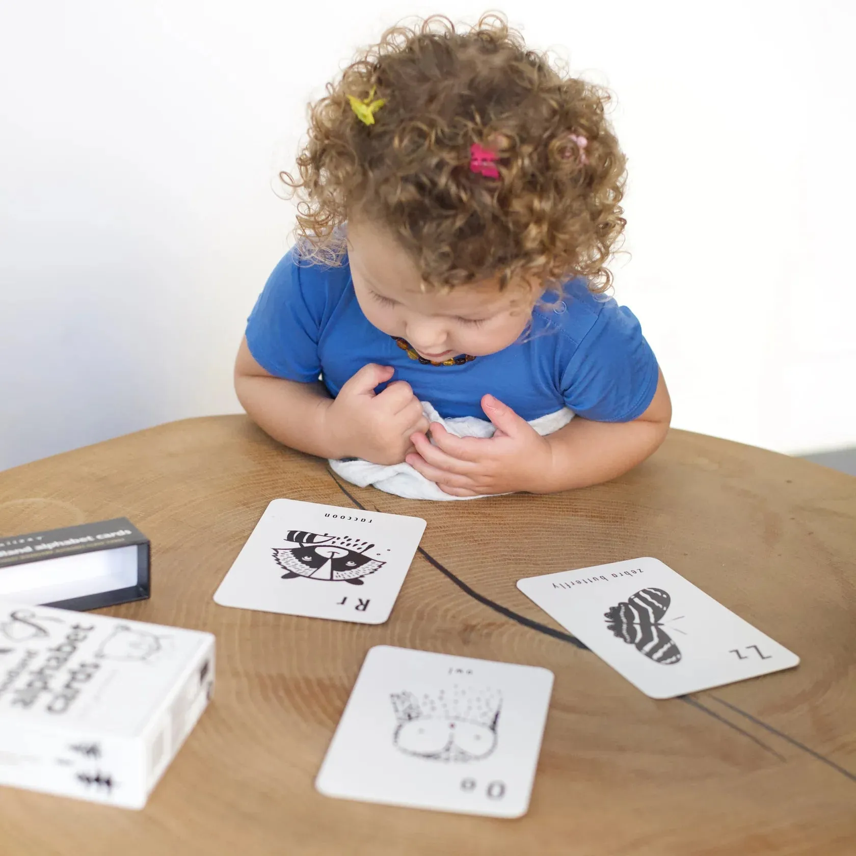 Wee Gallery Woodland Alphabet Flash Cards Set of 26 Baby Early Literacy Toys Baby Gifts Idea Best Seller 0m 